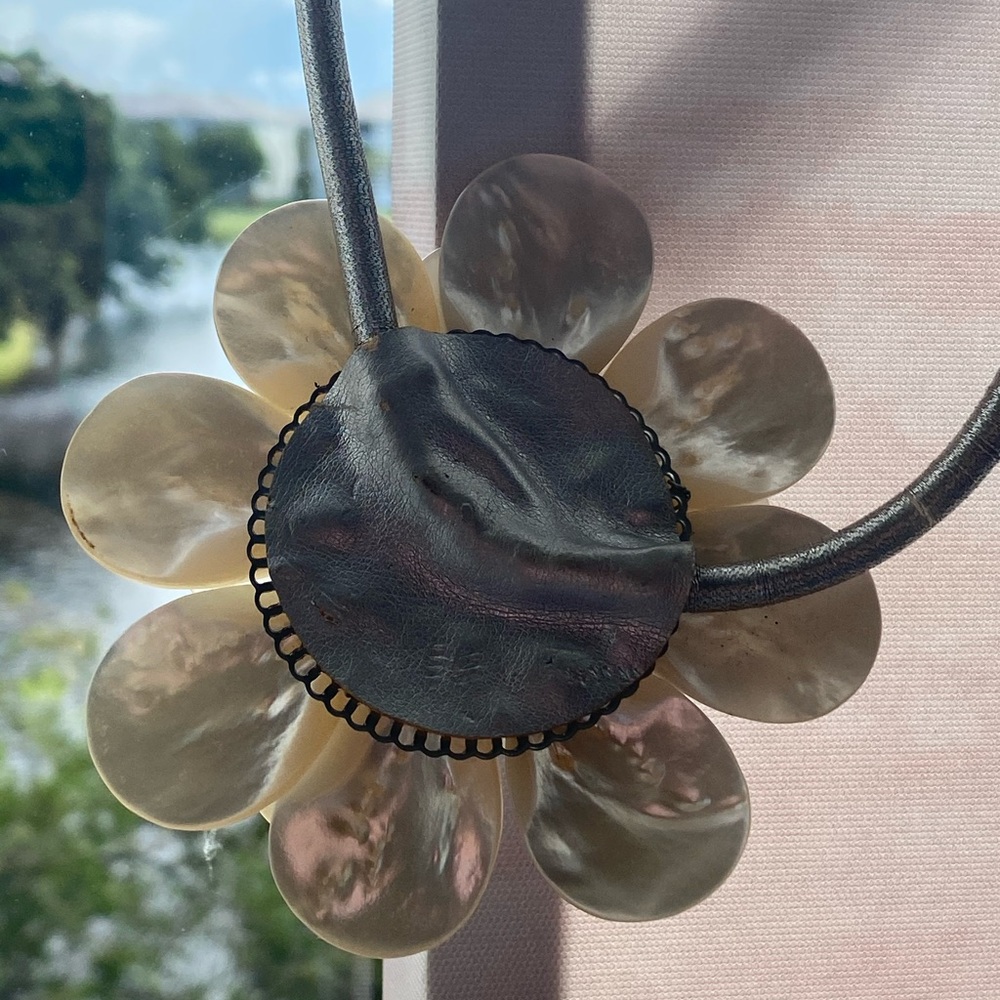 Necklace - Picture 2 of 4